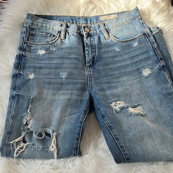 BLANKNYC Distressed Jeans - Picture 3 of 6